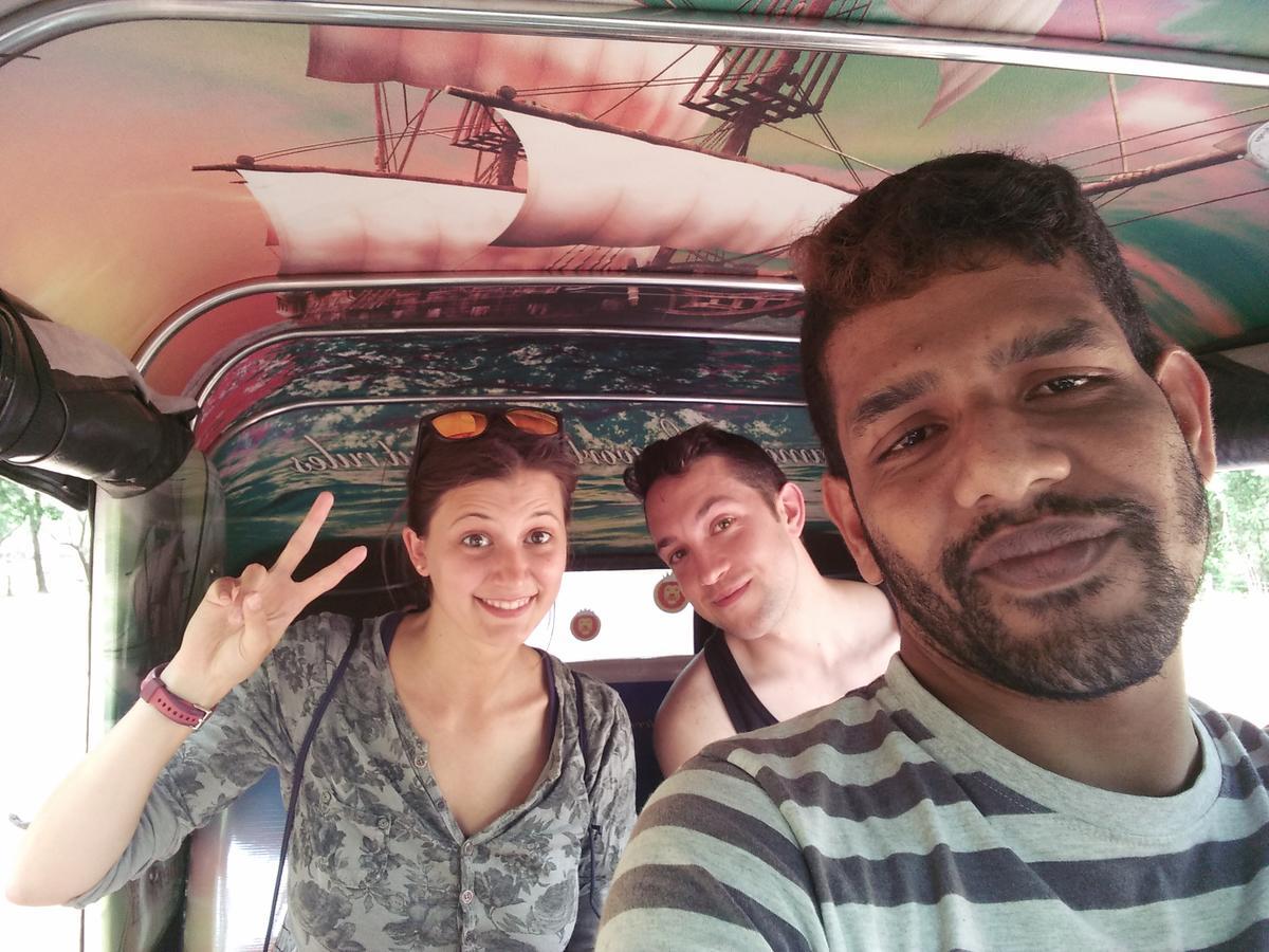 Pinthu Home Stay Sigiriya Bagian luar foto