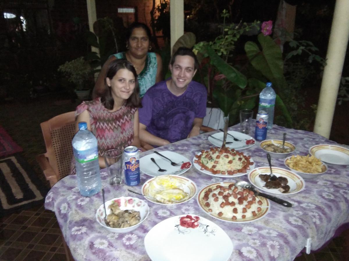 Pinthu Home Stay Sigiriya Bagian luar foto